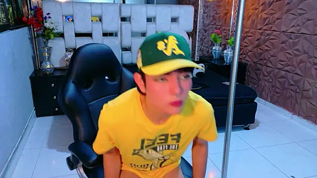 alandelrey57 online show from January 15, 5:44 am