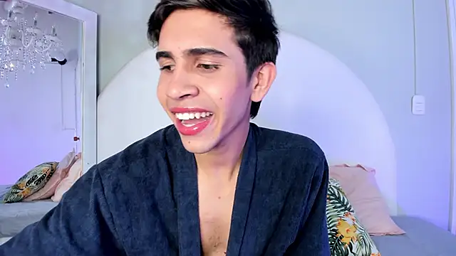 JoshuaSanzz online show from November 27, 4:24 am