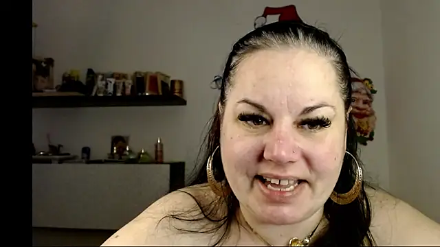 andreea2011 online show from February 7, 8:55 am