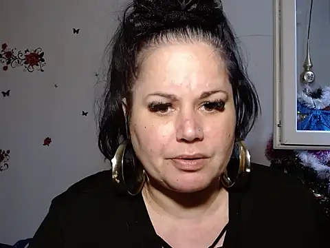 Snapshot of andreea2011 chatting on September 30, 1:50 pm andreea2011 online show from September 30, 1:50 pm