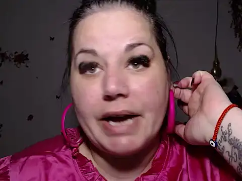 Snapshot of andreea2011 chatting on September 26, 6:37 pm andreea2011 online show from September 26, 6:37 pm