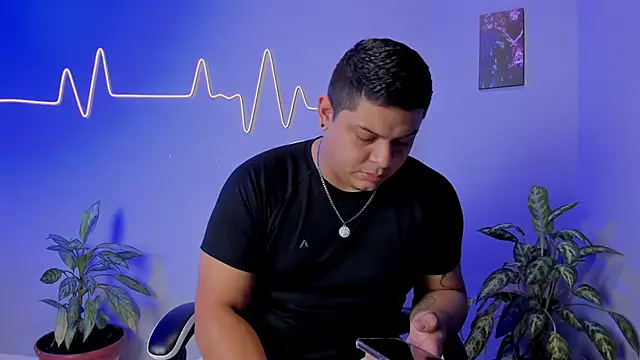 Maximus Steel online show from November 13, 11:47 am