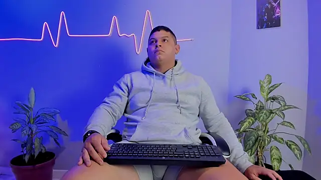 Maximus Steel online show from November 20, 12:17 pm