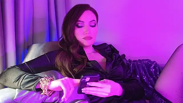 AliceJameson online show from November 10, 8:47 pm