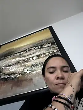 Snapshot of Cami_Konor chatting on May 9, 12:25 am Cami Konor online show from May 9, 12:25 am