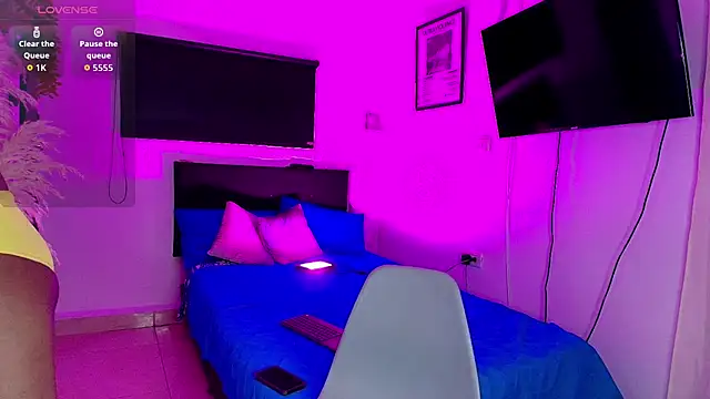 Snapshot of imgerver chatting on February 16, 1:32 pm imgerver online show from February 16, 1:32 pm