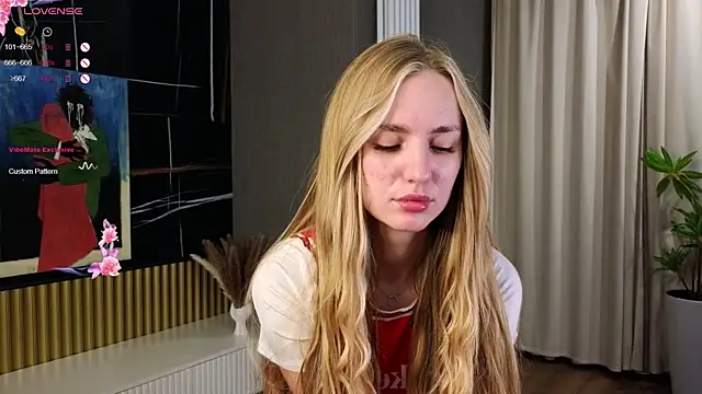 jenny skinnerr online show from October 16, 8:06 pm