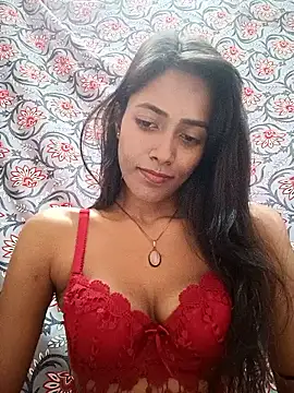 hornylizia123 online show from April 12, 9:23 am