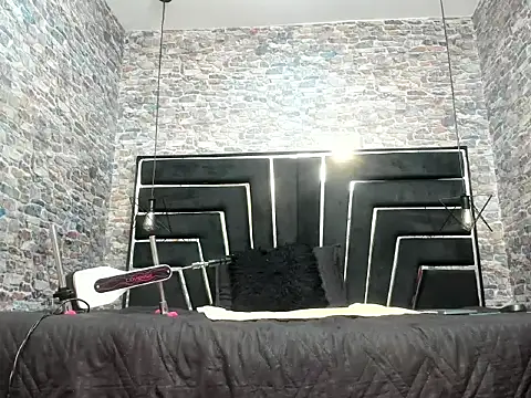 ALYANNA HOT  online show from December 20, 11:57 am