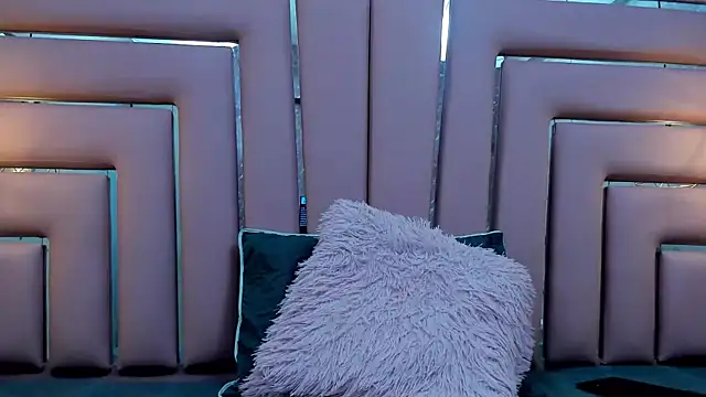 ALYANNA HOT  online show from November 10, 12:10 pm