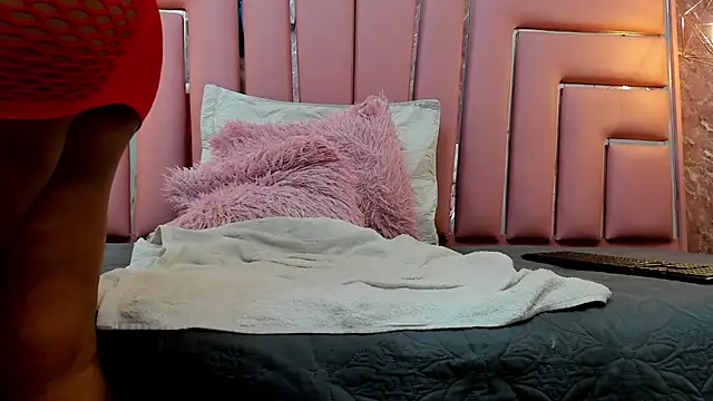 ALYANNA HOT  online show from February 14, 12:27 pm