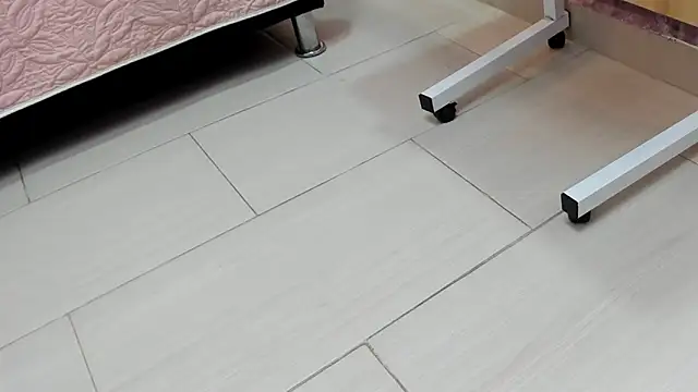 ALYANNA HOT  online show from October 28, 12:48 pm