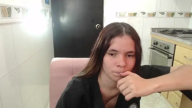 Snapshot of maira_tf chatting on February 23, 7:03 pm maira tf online show from February 23, 7:03 pm