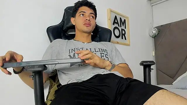 andrew colleman online show from February 6, 3:35 am