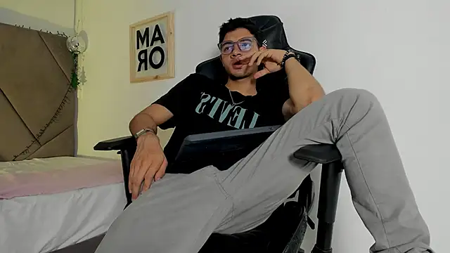 andrew colleman online show from December 22, 7:36 pm