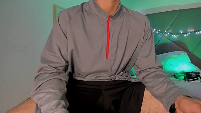 Snapshot of andrew_colleman chatting on November 24, 5:29 am andrew colleman online show from November 24, 5:29 am