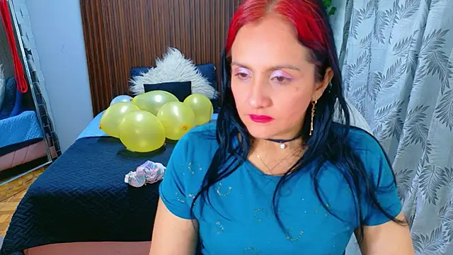 kataleya 29 online show from April 20, 7:37 pm