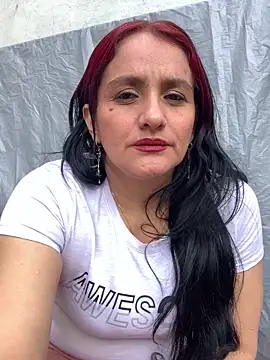 kataleya 29 online show from May 27, 7:54 pm
