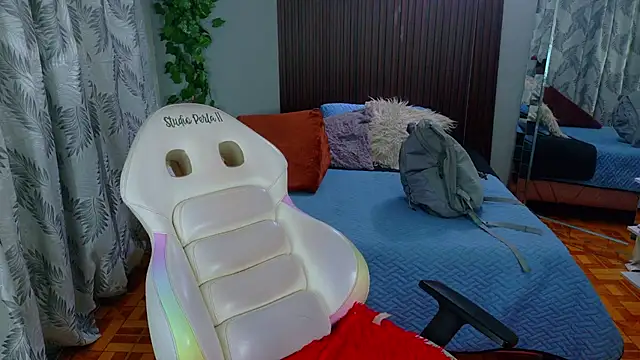 kataleya 29 online show from March 24, 8:42 pm