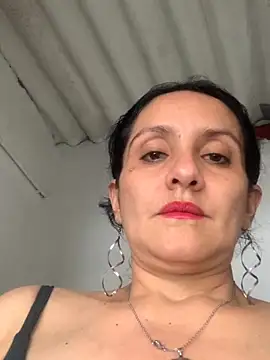 Snapshot of kataleya_29 chatting on September 14, 5:24 pm kataleya 29 online show from September 14, 5:24 pm