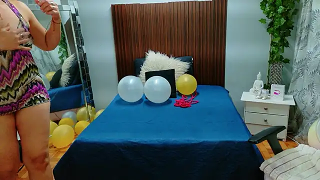 kataleya 29 online show from April 28, 2:27 am