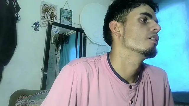 yourskinnybooy online show from September 19, 8:35 pm