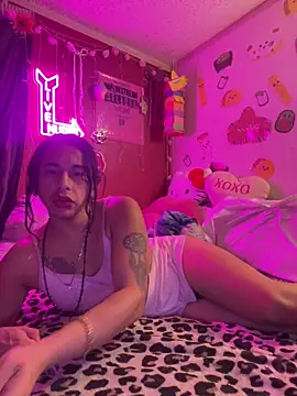 TranSexualJade95 online show from May 8, 9:35 am