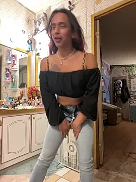 TranSexualJade95 online show from September 15, 6:14 am