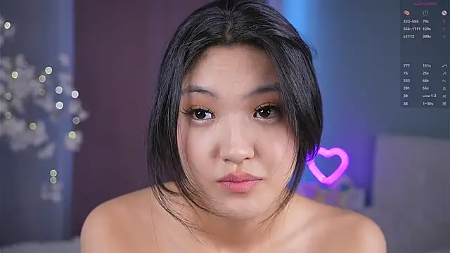 FancyEsten online show from April 16, 8:37 am