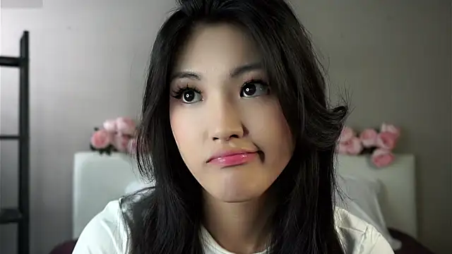 Snapshot of FancyEsten chatting on September 19, 7:34 am FancyEsten online show from September 19, 7:34 am