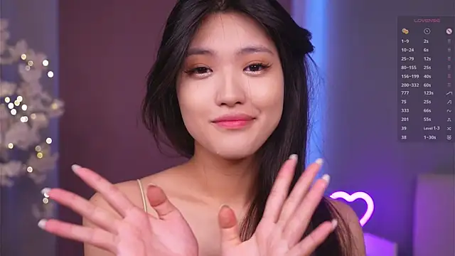 FancyEsten online show from February 21, 8:05 am