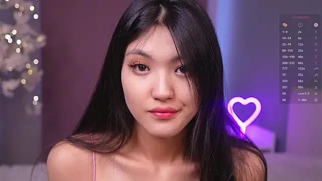 FancyEsten online show from February 22, 8:06 am