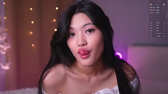 FancyEsten online show from January 10, 7:47 am