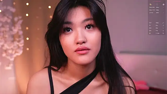 FancyEsten online show from December 21, 7:54 am