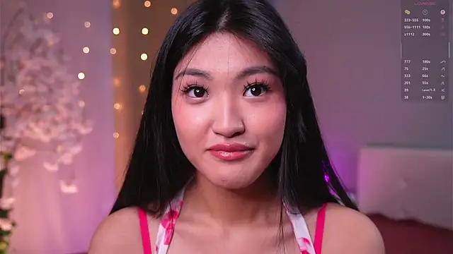 FancyEsten online show from December 23, 8:02 am