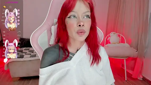 AlinaLukyanova online show from September 26, 1:23 am