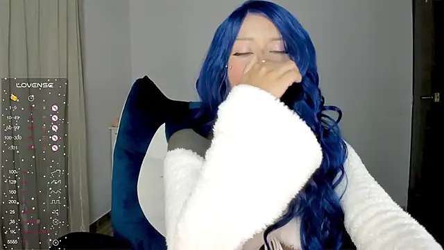 AlinaLukyanova online show from April 24, 4:25 am