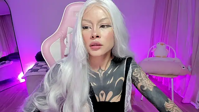 AlinaLukyanova online show from September 23, 3:35 am