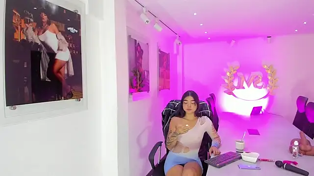 AbbyBeck online show from May 9, 12:30 pm