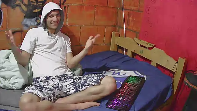 alexandercruz online show from March 29, 10:55 pm