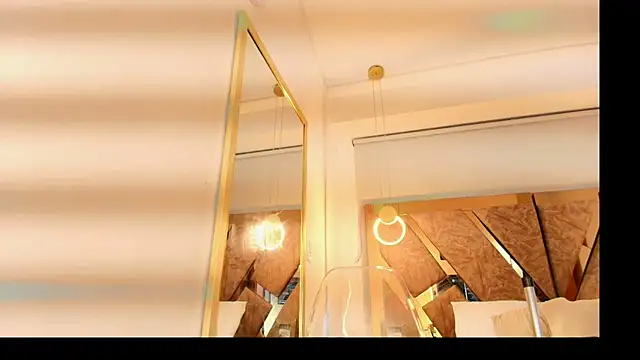 zarah andrew   online show from November 11, 12:11 pm