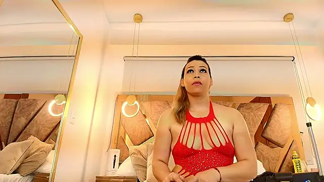 zarah andrew   online show from December 4, 3:11 pm