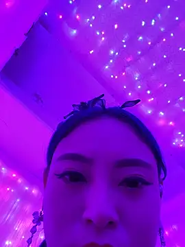 QiuNikki11286 online show from November 25, 2:39 pm