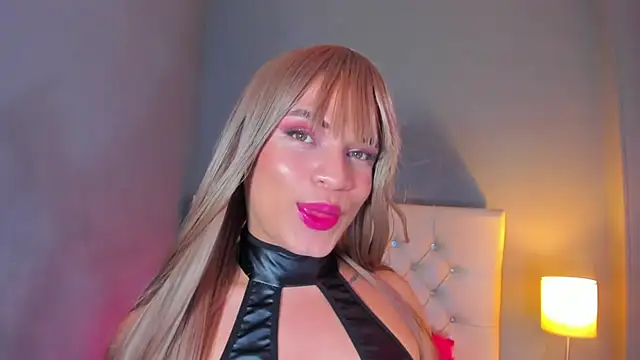 OrianaSaenz  online show from December 20, 9:17 pm