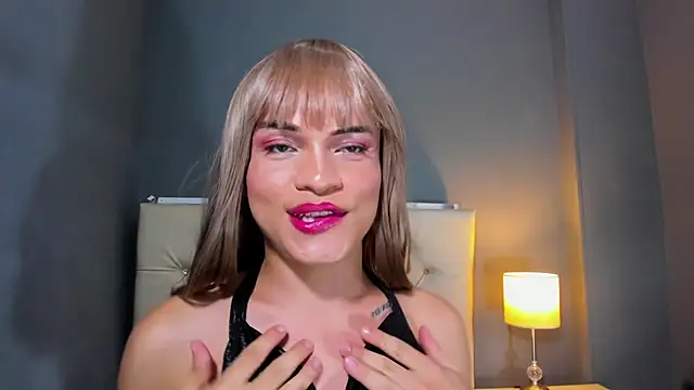 Snapshot of OrianaSaenz_ chatting on November 12, 10:02 pm OrianaSaenz online show from November 12, 10:02 pm