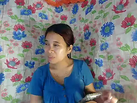 Snapshot of Pinay_Skinny18 chatting on September 16, 11:44 am Pinay Skinny18 online show from September 16, 11:44 am