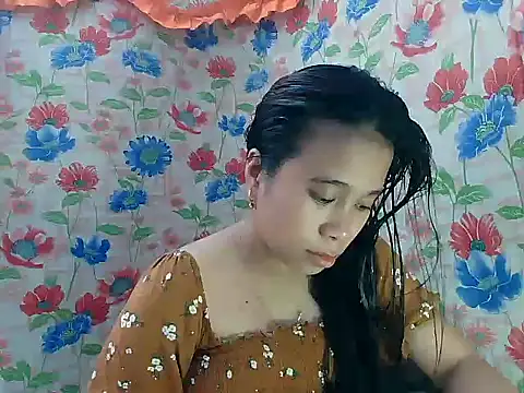 Snapshot of Pinay_Skinny18 chatting on October 19, 2:14 am Pinay Skinny18 online show from October 19, 2:14 am