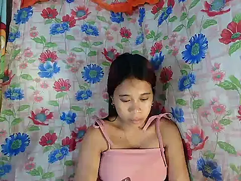 Snapshot of Pinay_Skinny18 chatting on September 17, 1:02 pm Pinay Skinny18 online show from September 17, 1:02 pm