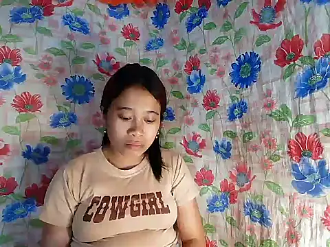 Snapshot of Pinay_Skinny18 chatting on September 27, 11:27 am Pinay Skinny18 online show from September 27, 11:27 am