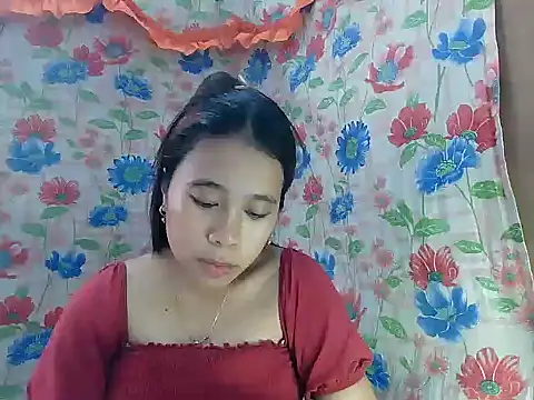 Snapshot of Pinay_Skinny18 chatting on October 16, 1:25 am Pinay Skinny18 online show from October 16, 1:25 am